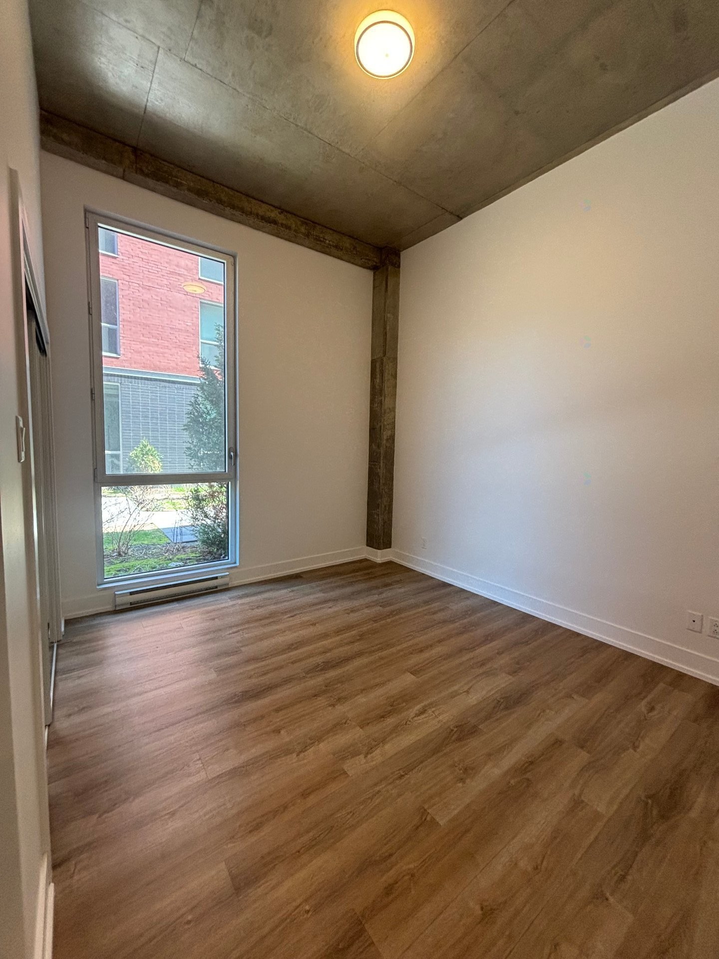 









50


Rue d'Ambre

, 102,
Candiac,




QC
J5S0S2

