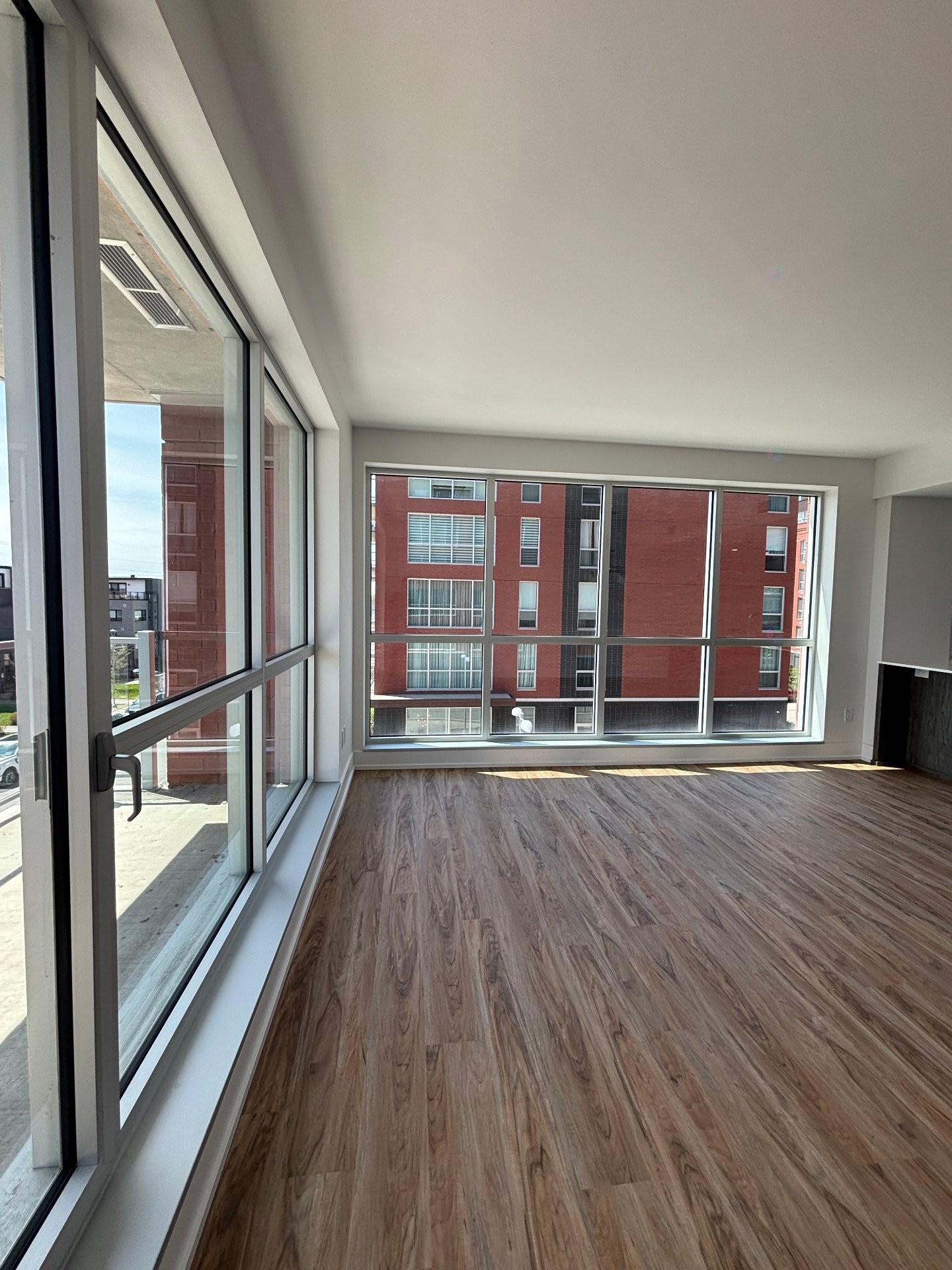 









20


Rue d'Ambre

, 301,
Candiac,




QC
J5S0S3

