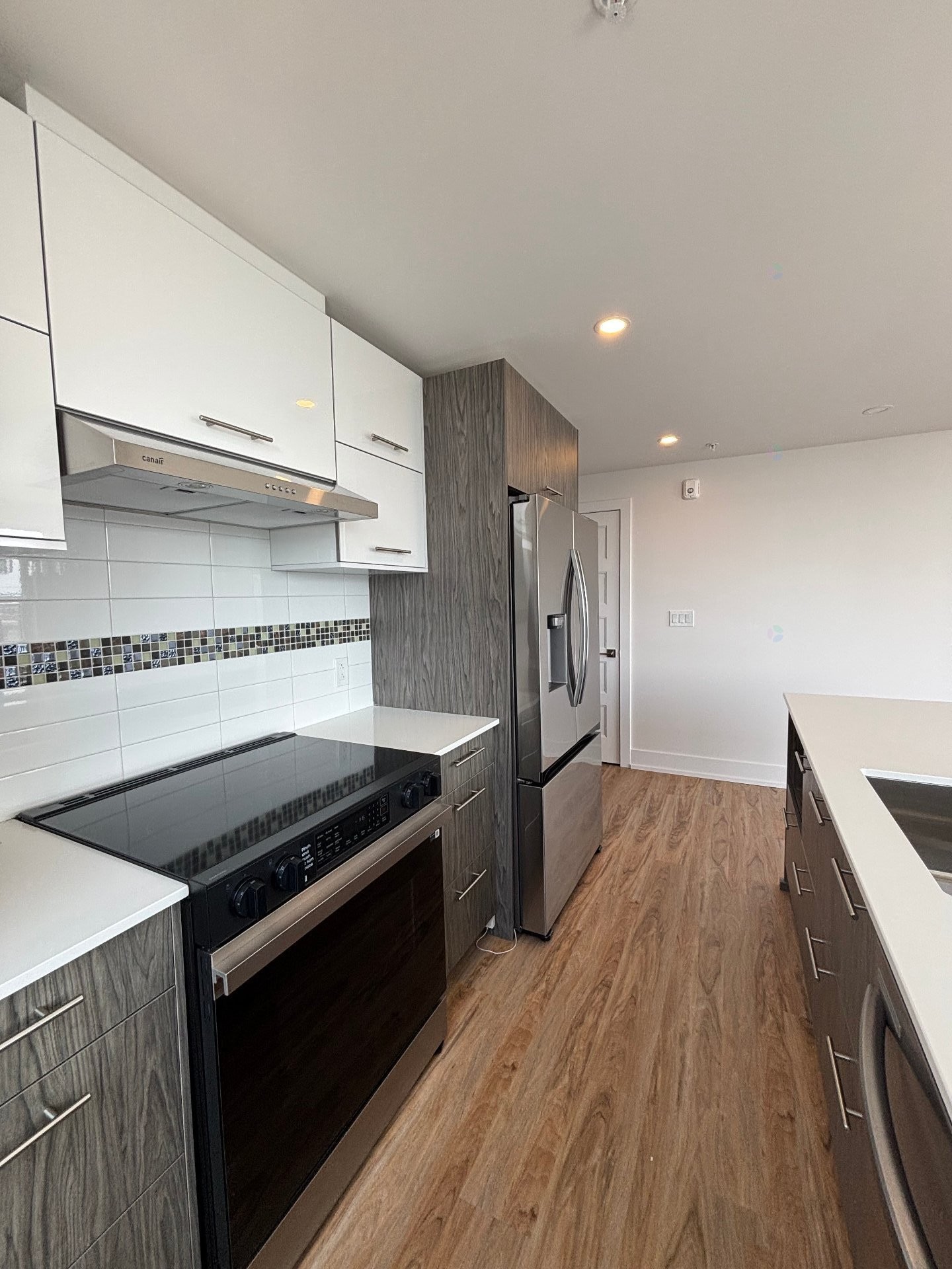 









20


Rue d'Ambre

, 301,
Candiac,




QC
J5S0S3


