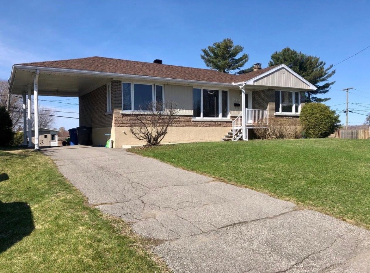 









353


Rue Maisonneuve

,
Trois-Rivières,




QC
G9B1G7

