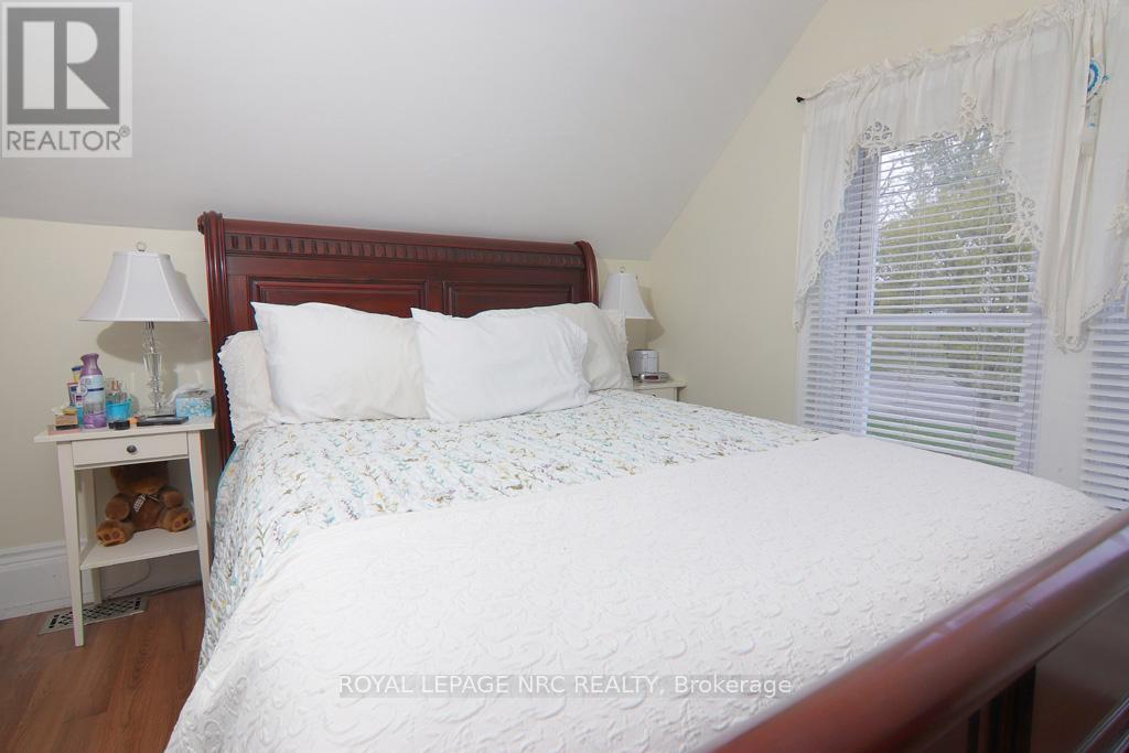 












9 PHIPPS STREET

,
Fort Erie (Central),




Ontario
L2A2V1

