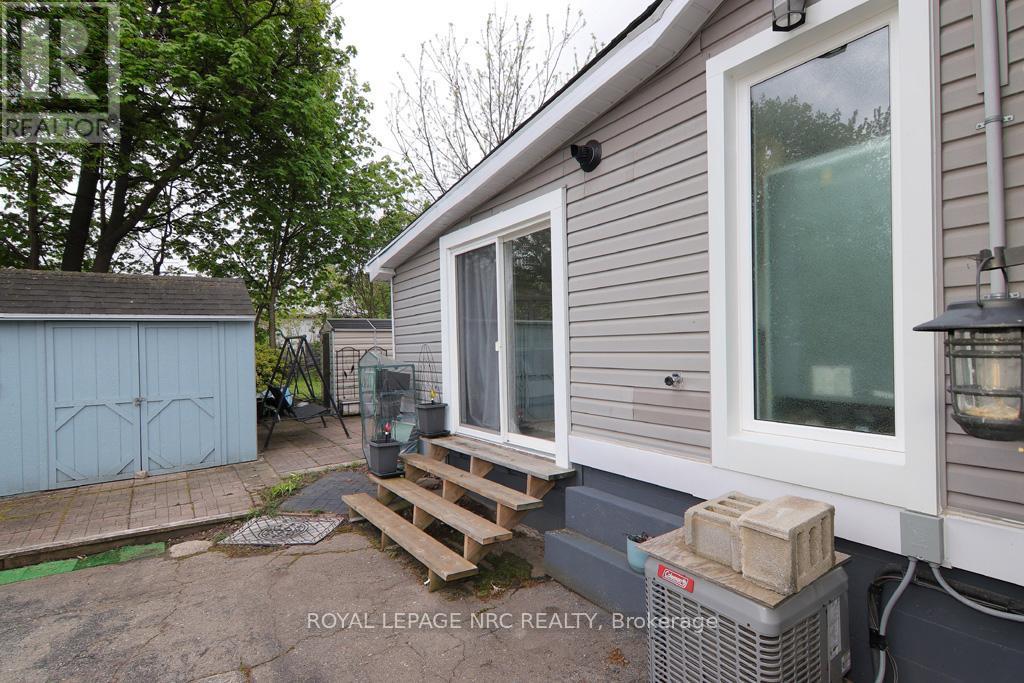 












9 PHIPPS STREET

,
Fort Erie (Central),




Ontario
L2A2V1

