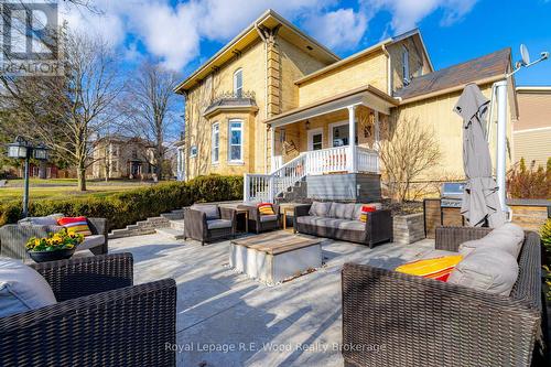 Welcome to 18 Main St E! Tour and video available!