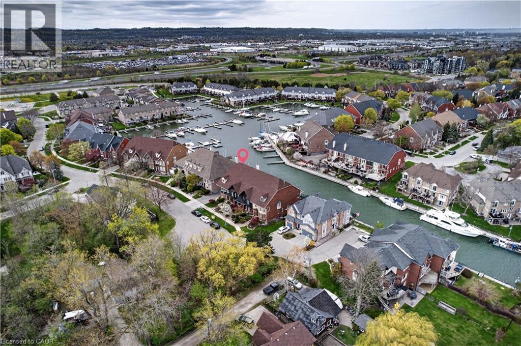 












77 SUNVALE Place

,
Stoney Creek,




Ontario
L8E4Z6

