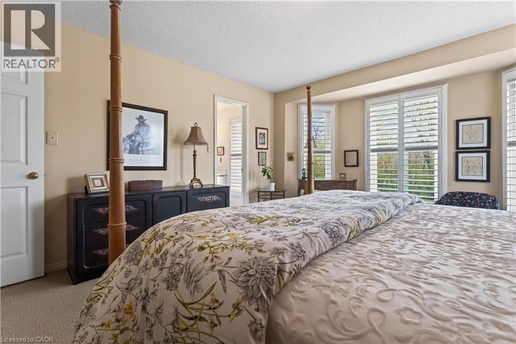












77 SUNVALE Place

,
Stoney Creek,




Ontario
L8E4Z6

