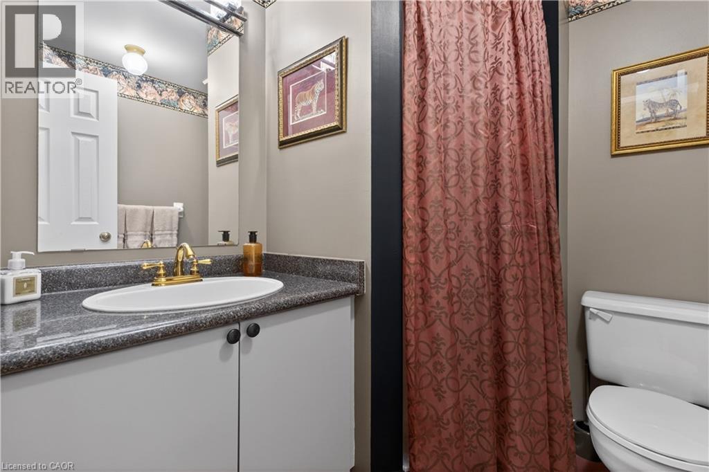 












77 SUNVALE Place

,
Stoney Creek,




Ontario
L8E4Z6

