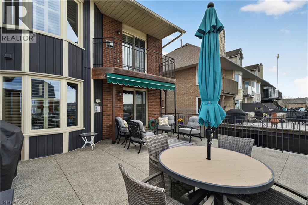 












77 SUNVALE Place

,
Stoney Creek,




Ontario
L8E4Z6

