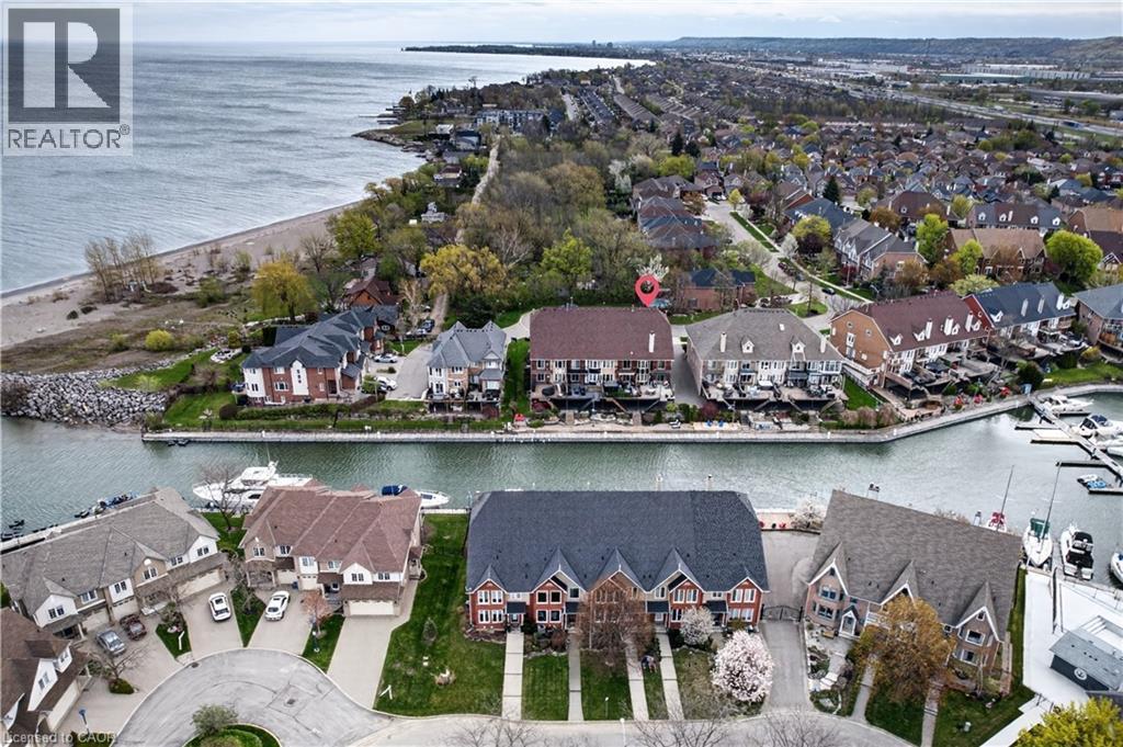 












77 SUNVALE Place

,
Stoney Creek,




Ontario
L8E4Z6

