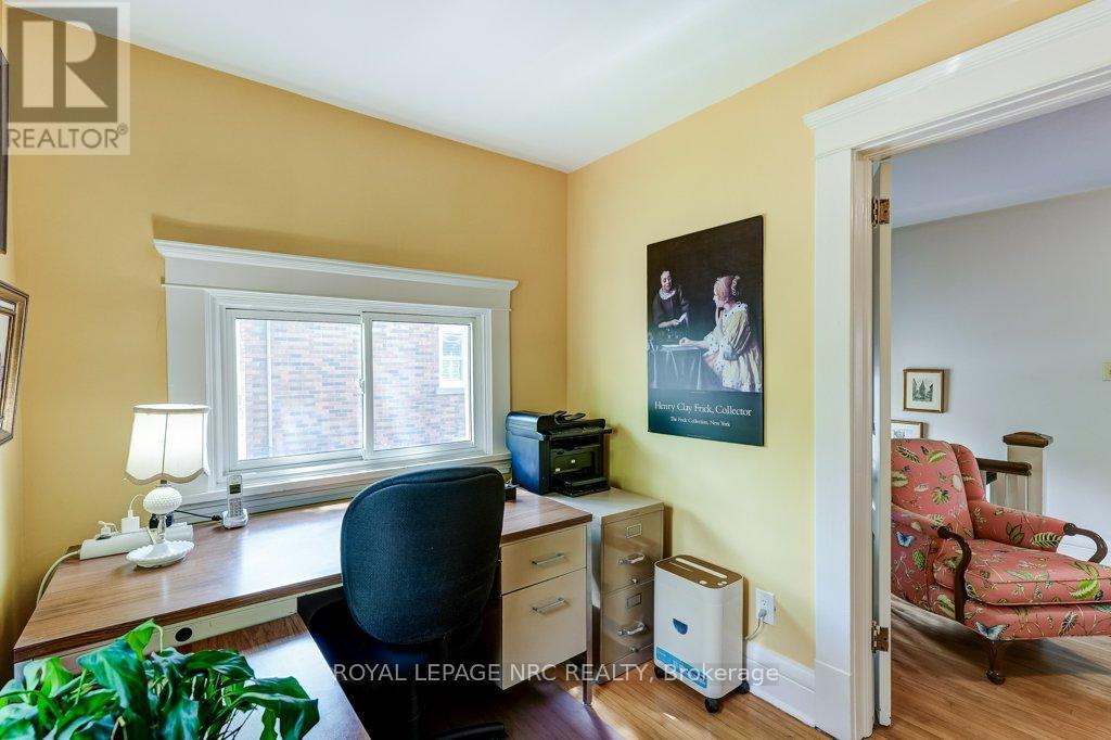 












103 QUEEN STREET

,
St. Catharines (Downtown),




Ontario
L2R5H4


