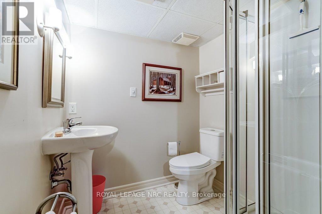 












103 QUEEN STREET

,
St. Catharines (Downtown),




Ontario
L2R5H4

