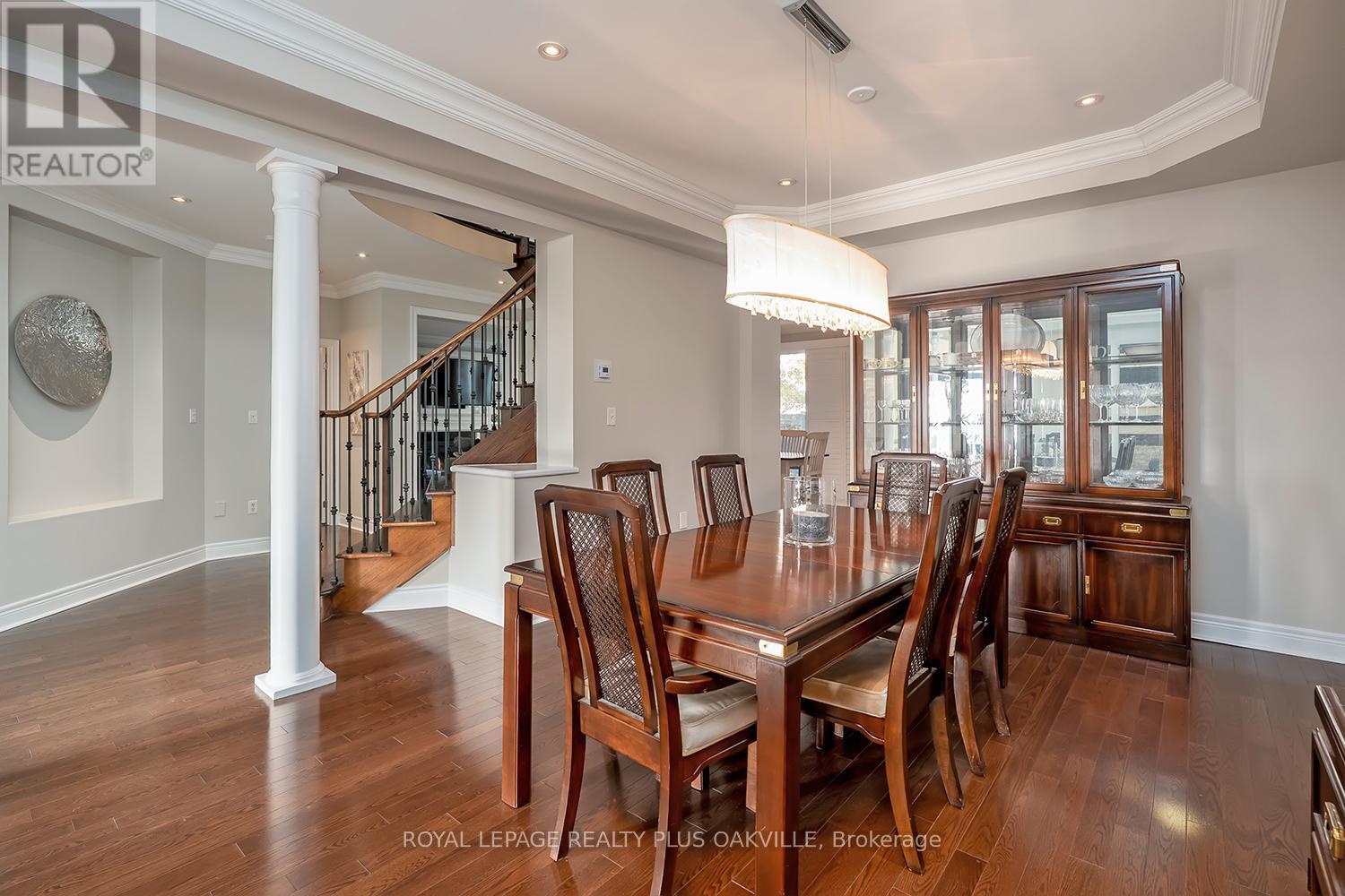 












3339 SKIPTON LANE

,
Oakville,




Ontario
L6M0K3

