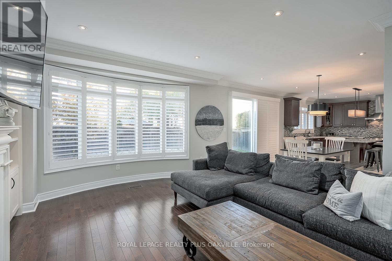 












3339 SKIPTON LANE

,
Oakville,




Ontario
L6M0K3

