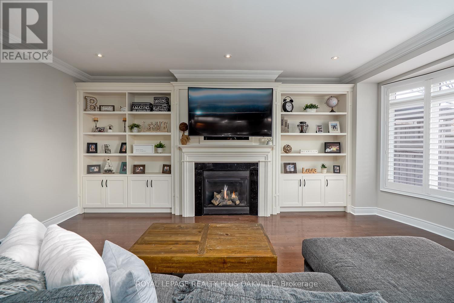 












3339 SKIPTON LANE

,
Oakville,




Ontario
L6M0K3


