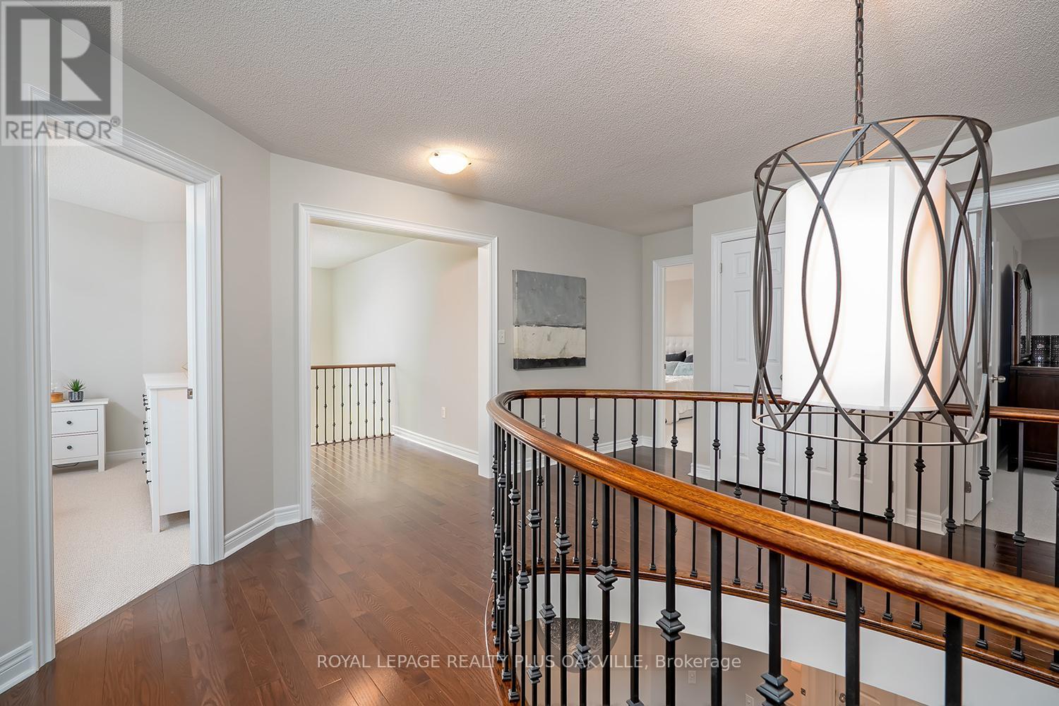 












3339 SKIPTON LANE

,
Oakville,




Ontario
L6M0K3

