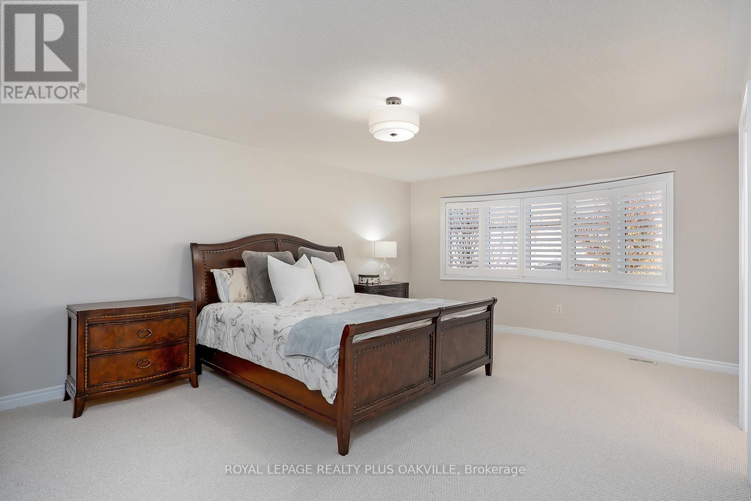 












3339 SKIPTON LANE

,
Oakville,




Ontario
L6M0K3


