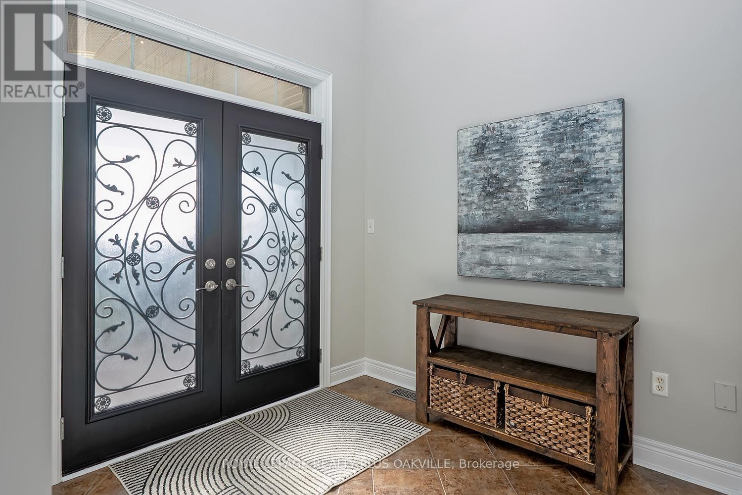 












3339 SKIPTON LANE

,
Oakville,




Ontario
L6M0K3

