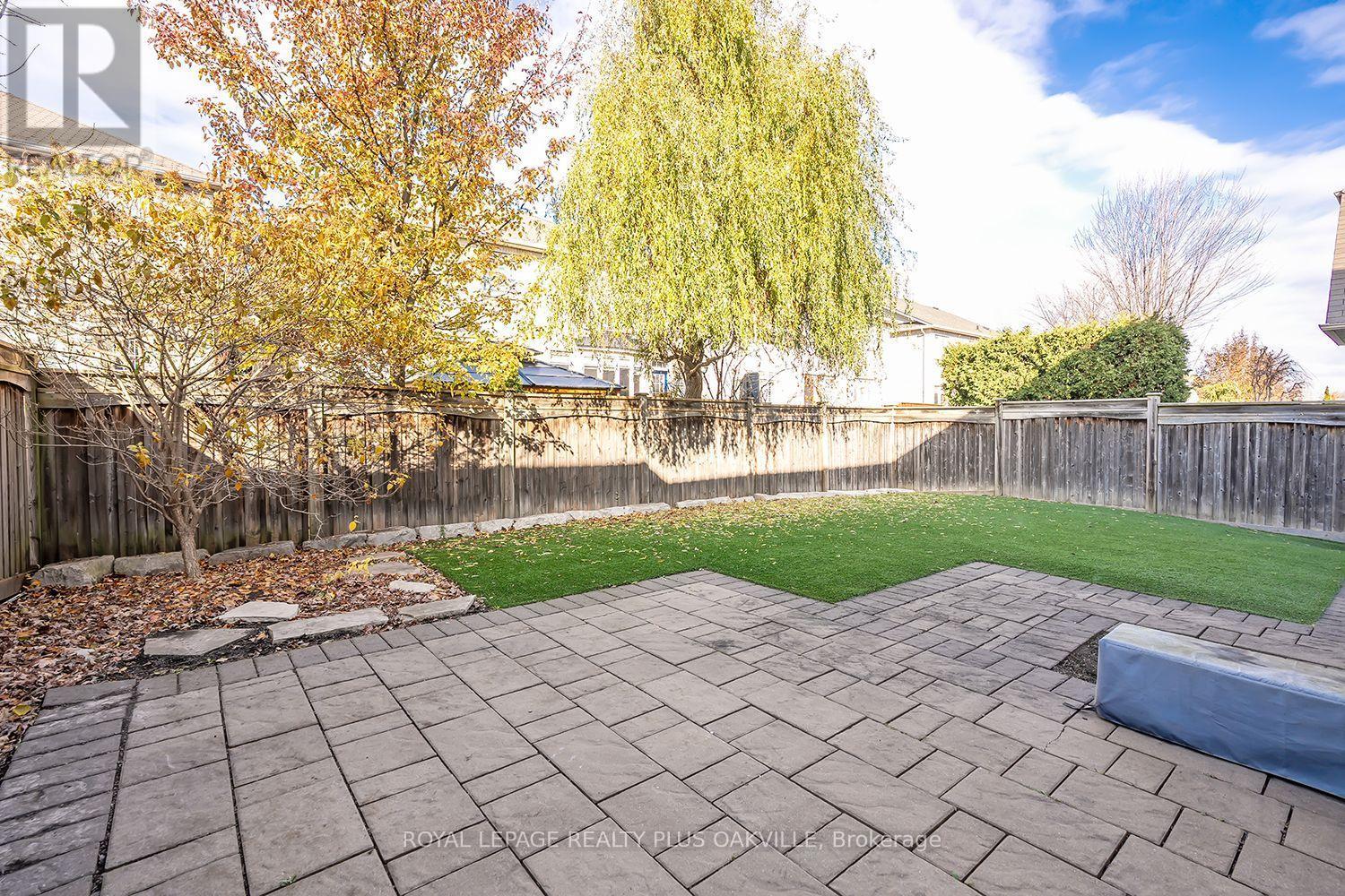 












3339 SKIPTON LANE

,
Oakville,




Ontario
L6M0K3

