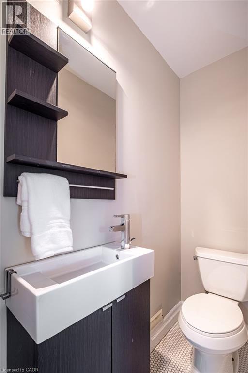 












1239 BALDWIN Drive

,
Oakville,




Ontario
L6J2W4

