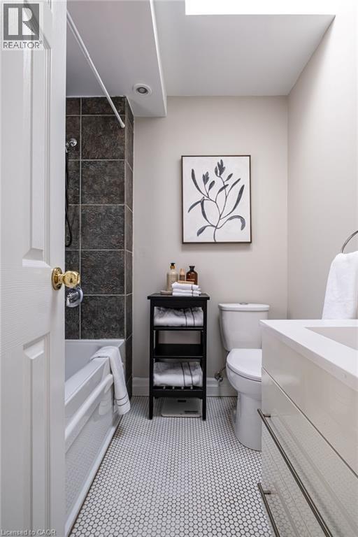 












1239 BALDWIN Drive

,
Oakville,




Ontario
L6J2W4

