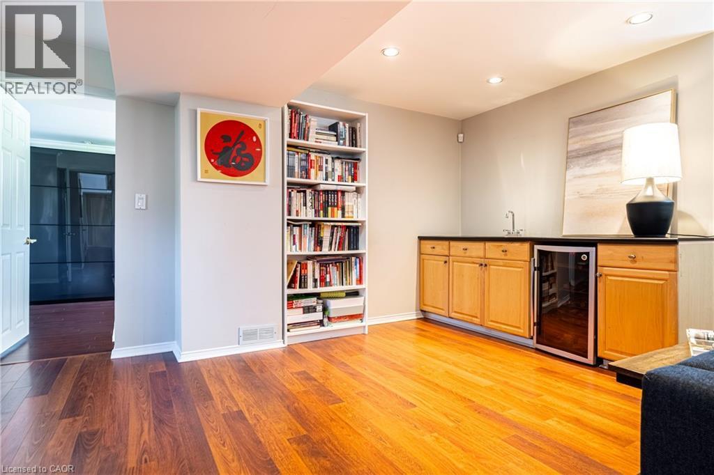 












1239 BALDWIN Drive

,
Oakville,




Ontario
L6J2W4

