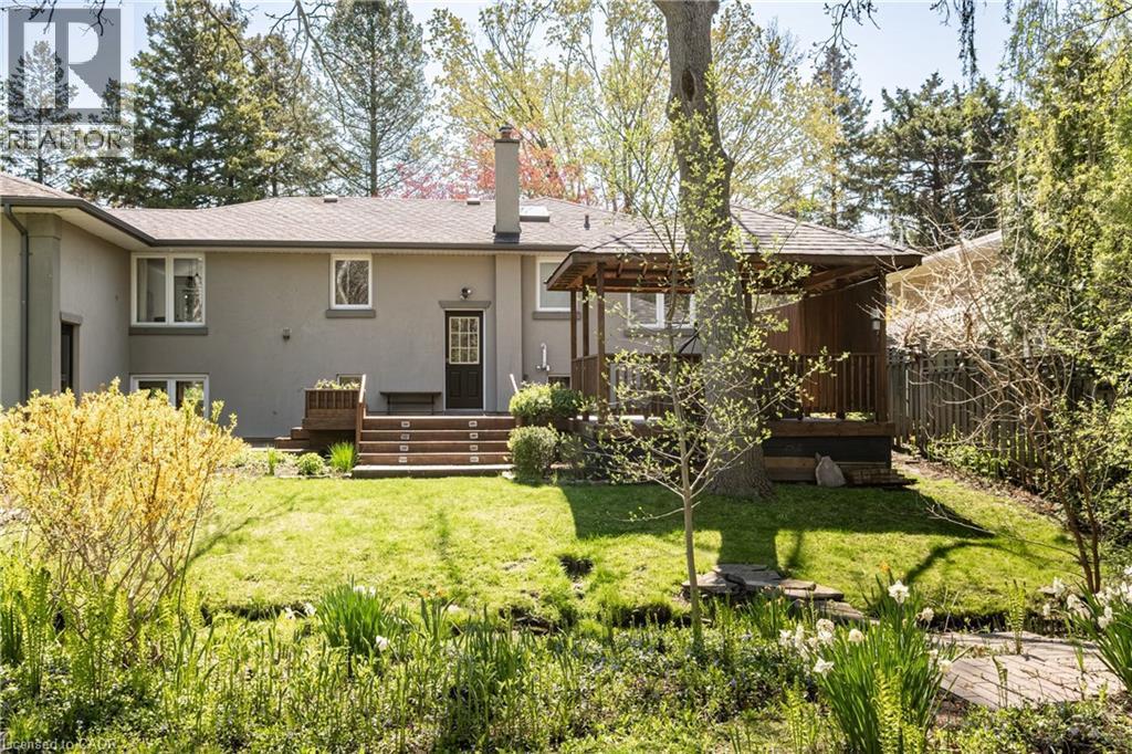 












1239 BALDWIN Drive

,
Oakville,




Ontario
L6J2W4

