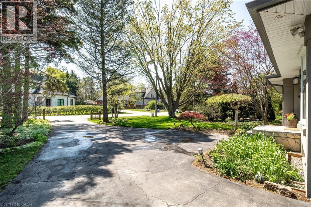 












1239 BALDWIN Drive

,
Oakville,




Ontario
L6J2W4


