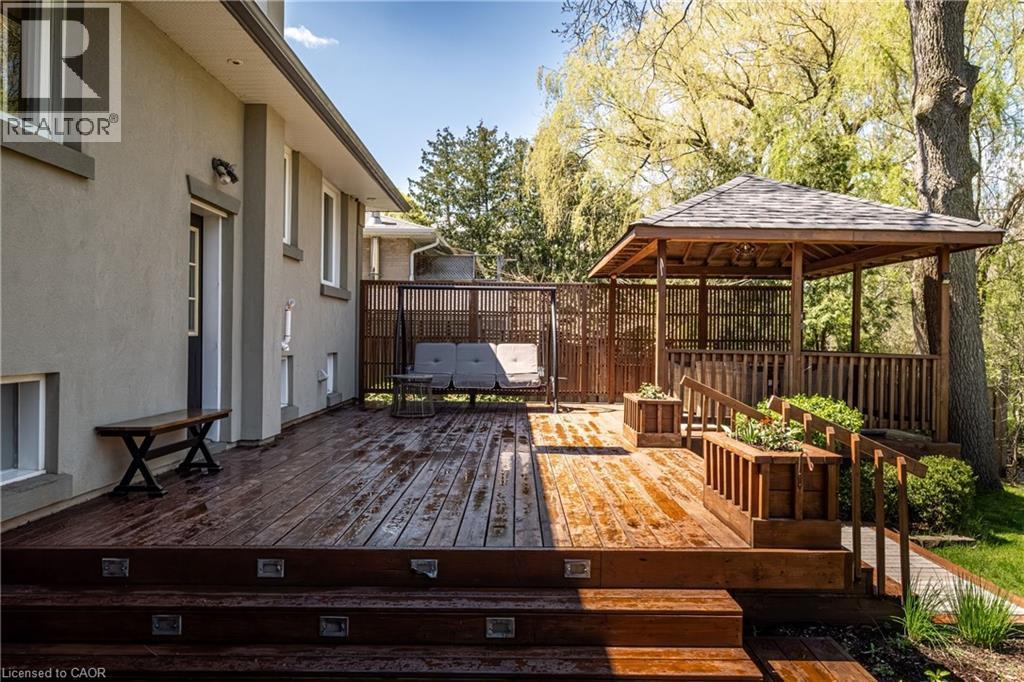 












1239 BALDWIN Drive

,
Oakville,




Ontario
L6J2W4


