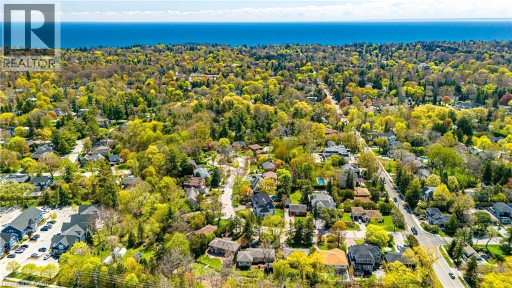 












1239 BALDWIN Drive

,
Oakville,




Ontario
L6J2W4

