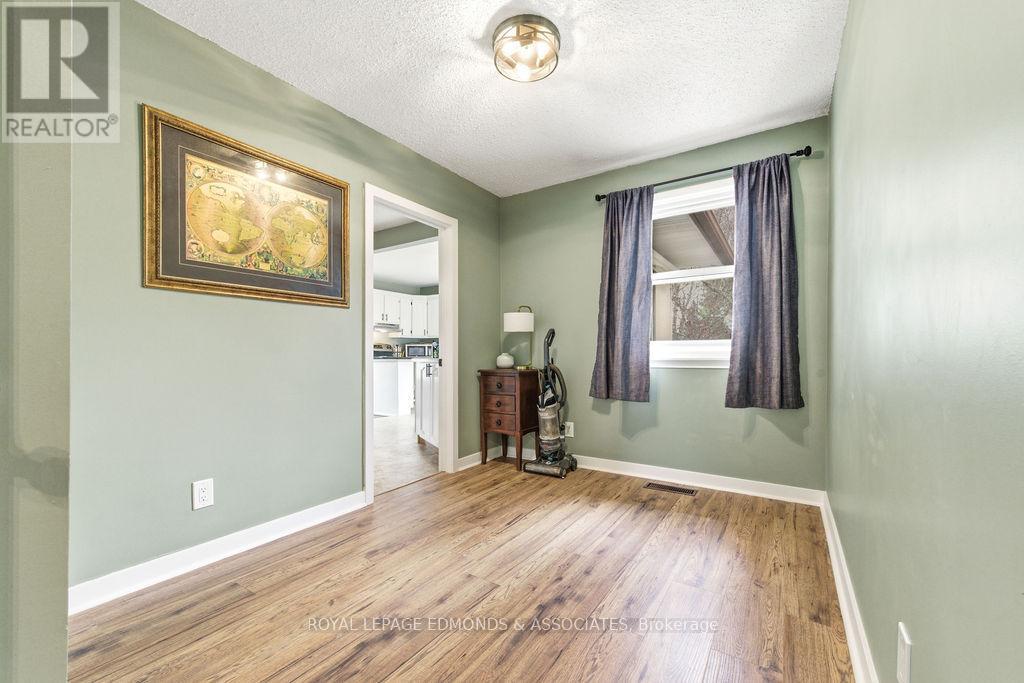 












1211 ZADOW STREET

,
Laurentian Valley,




Ontario
K8A6W8

