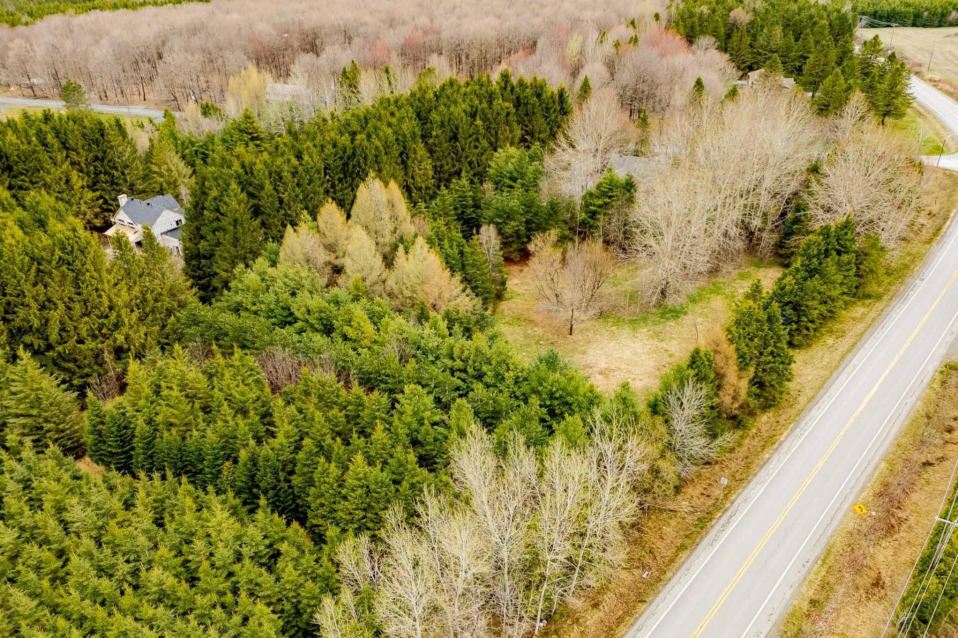 









1335


Route de l'Église

,
Saint-Georges-de-Windsor,







QC
J0A1J0

