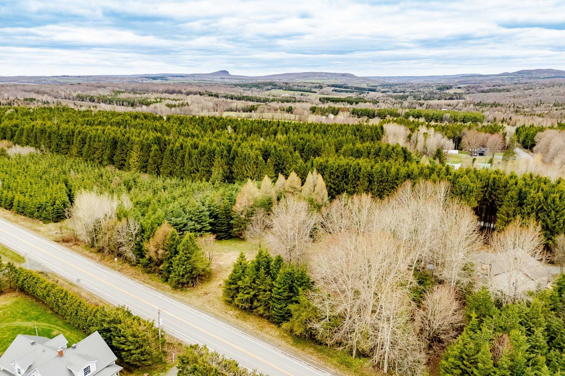 









1335


Route de l'Église

,
Saint-Georges-de-Windsor,







QC
J0A1J0


