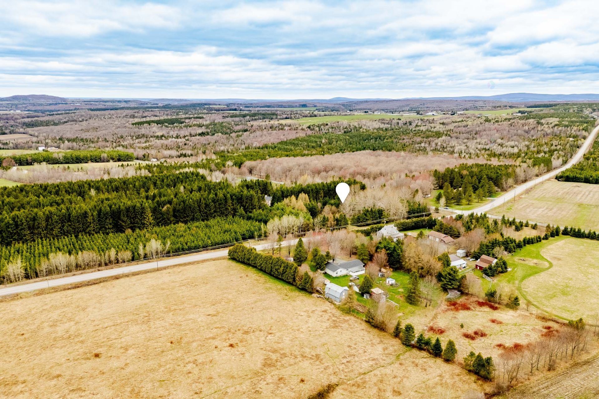 









1335


Route de l'Église

,
Saint-Georges-de-Windsor,







QC
J0A1J0

