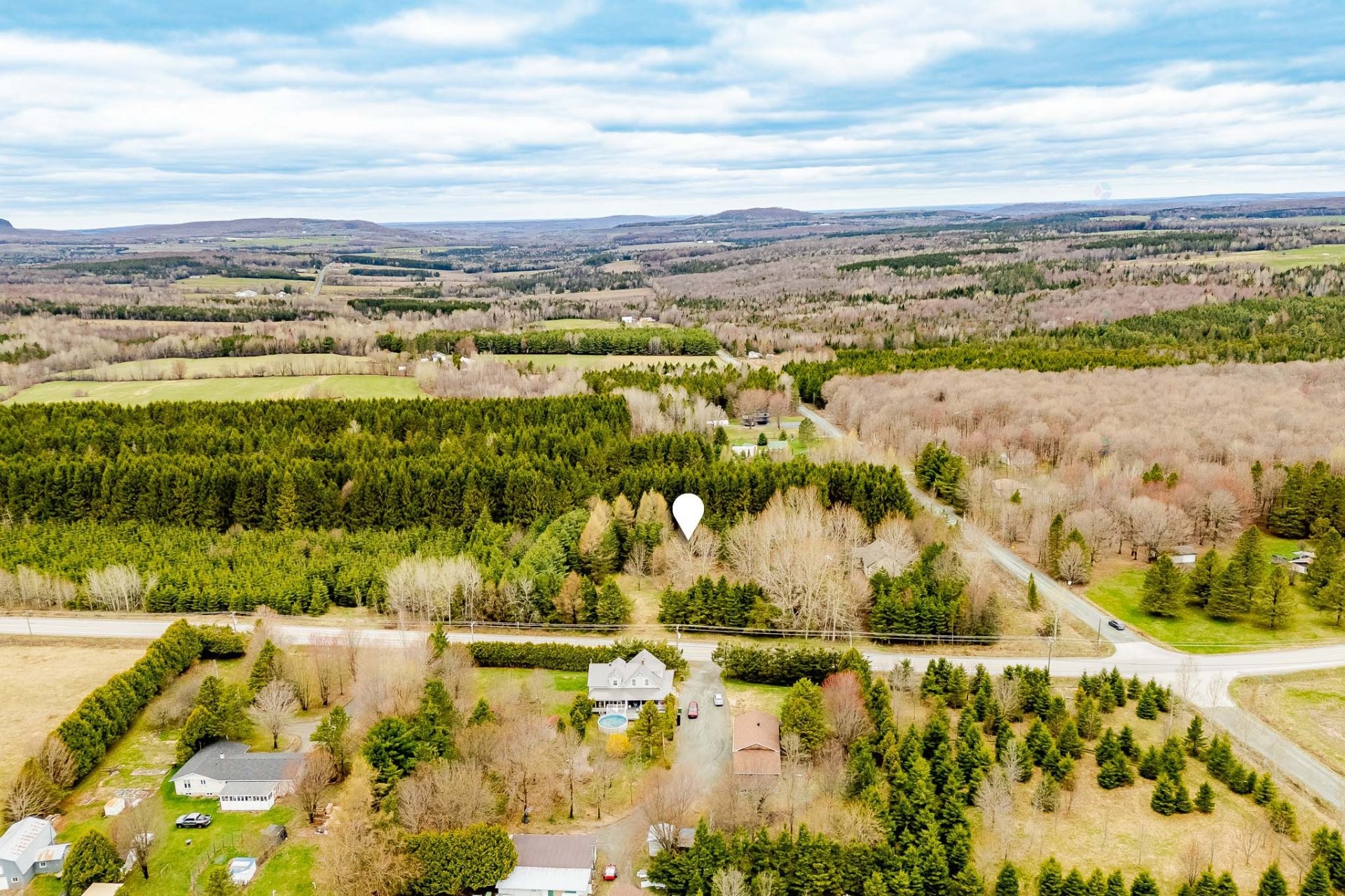 









1335


Route de l'Église

,
Saint-Georges-de-Windsor,







QC
J0A1J0


