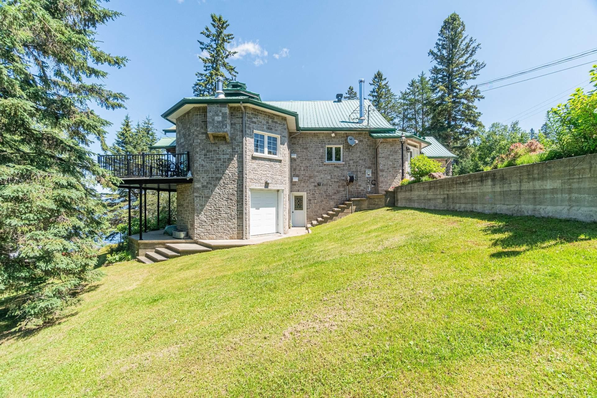 









92

 - 94


Ch. du Lac-Chaud

,
La Macaza,




QC
J0T1R0


