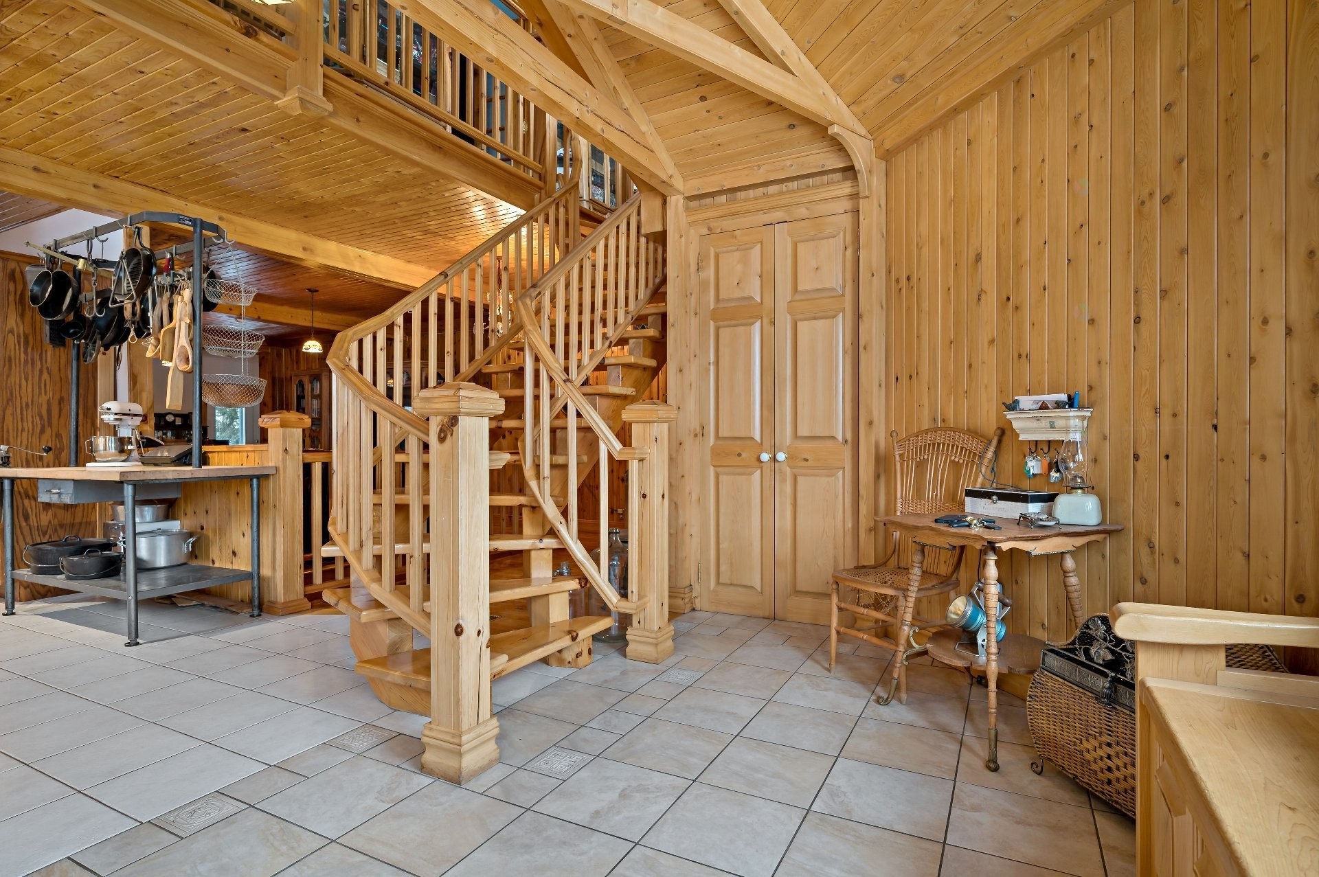 









92

 - 94


Ch. du Lac-Chaud

,
La Macaza,




QC
J0T1R0

