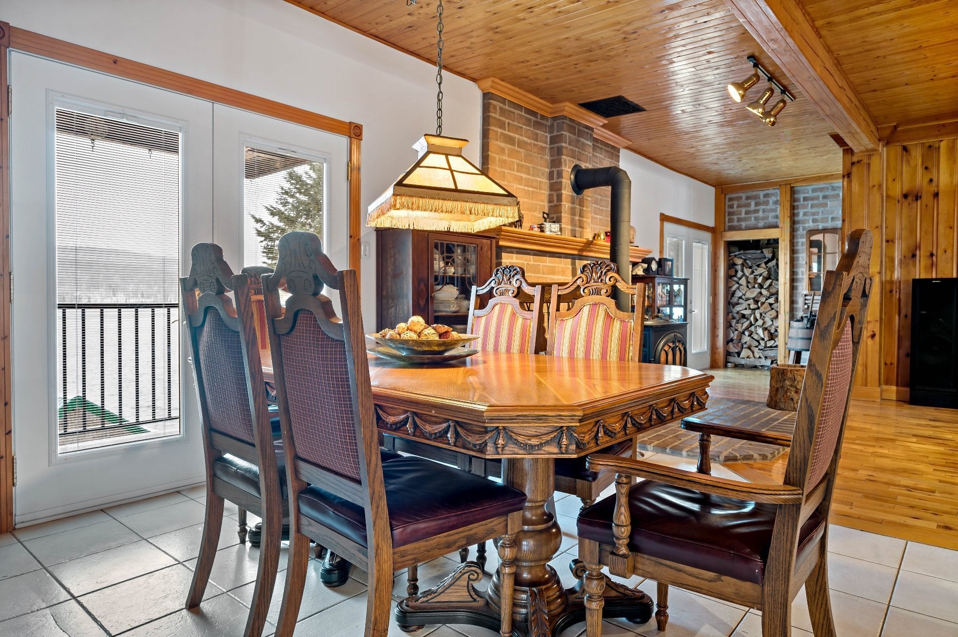 









92

 - 94


Ch. du Lac-Chaud

,
La Macaza,




QC
J0T1R0

