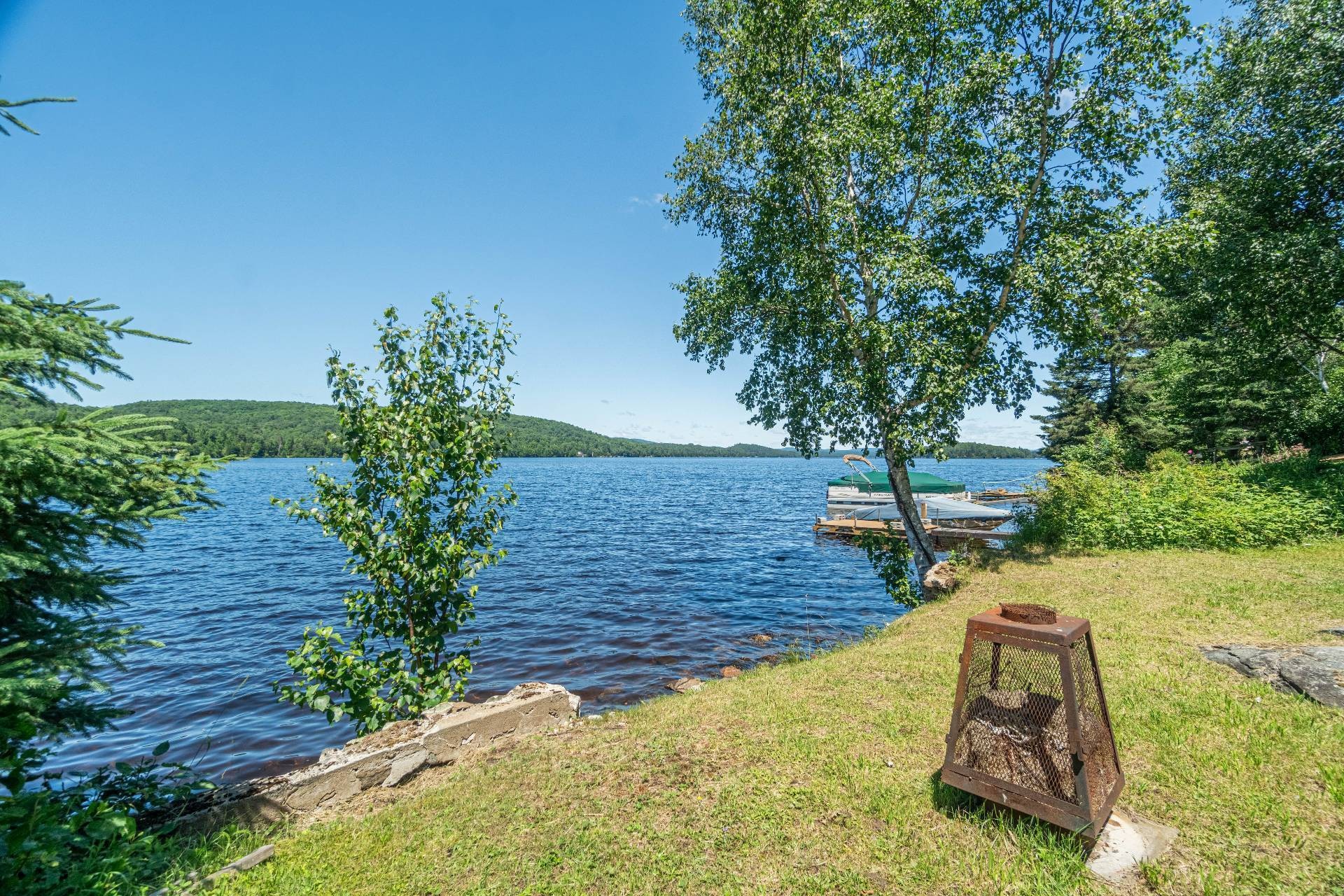 









92

 - 94


Ch. du Lac-Chaud

,
La Macaza,




QC
J0T1R0

