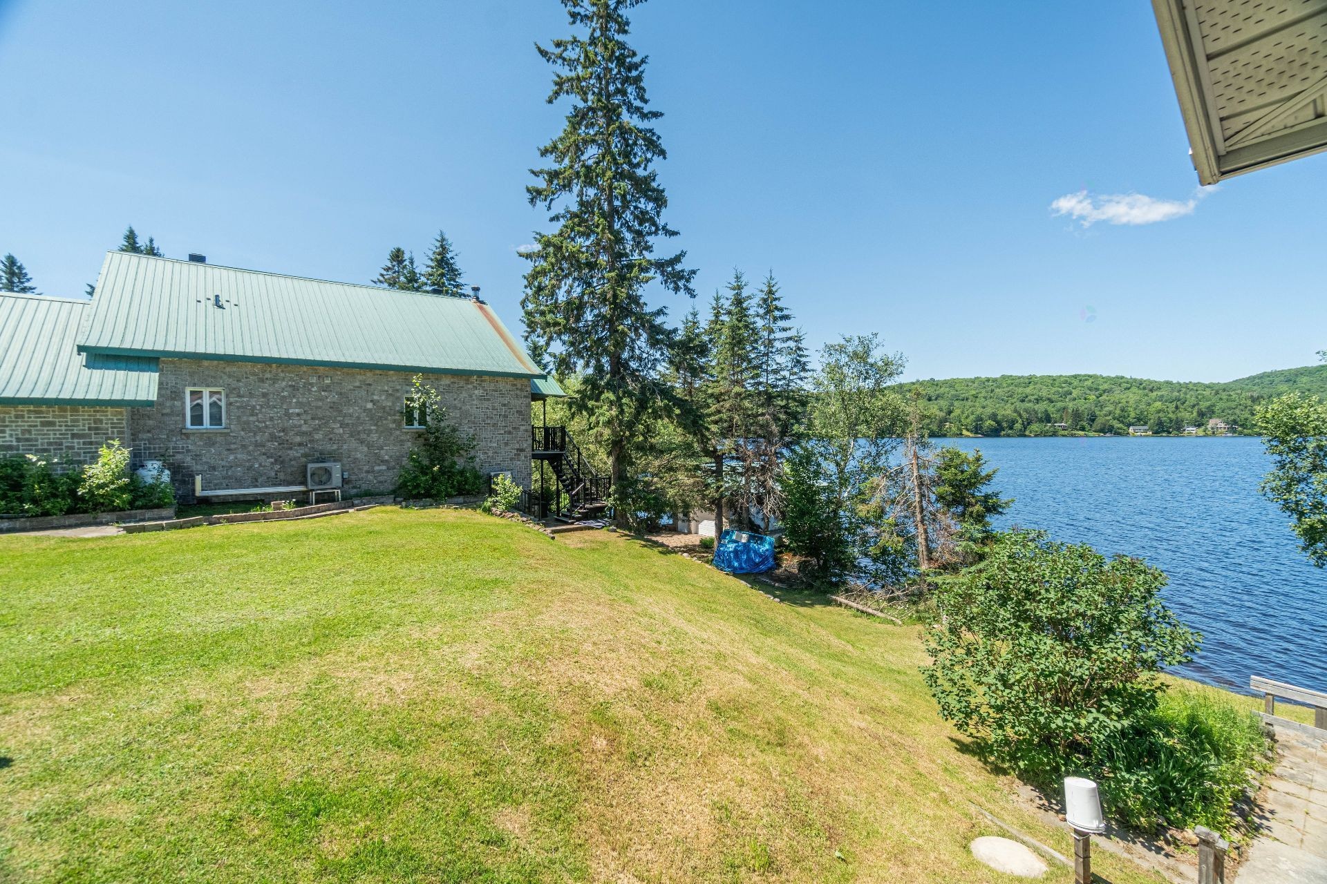 









92

 - 94


Ch. du Lac-Chaud

,
La Macaza,




QC
J0T1R0

