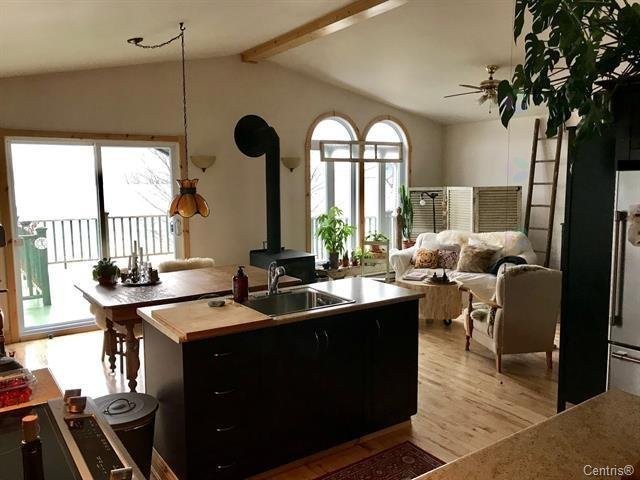 









92

 - 94


Ch. du Lac-Chaud

,
La Macaza,




QC
J0T1R0

