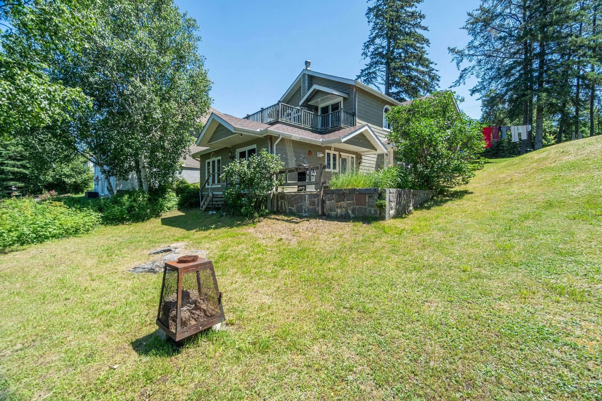 









92

 - 94


Ch. du Lac-Chaud

,
La Macaza,




QC
J0T1R0

