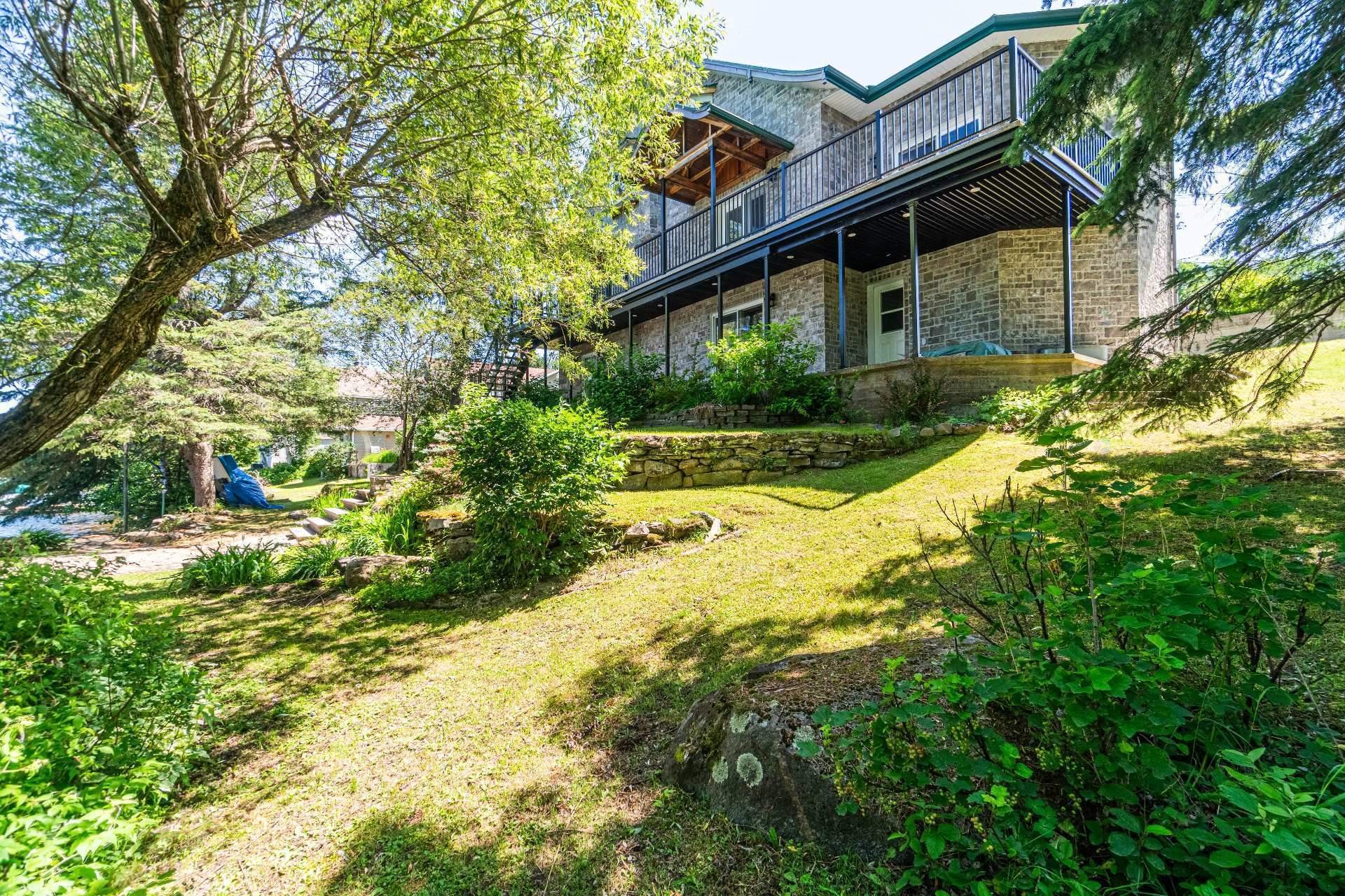 









92

 - 94


Ch. du Lac-Chaud

,
La Macaza,




QC
J0T1R0

