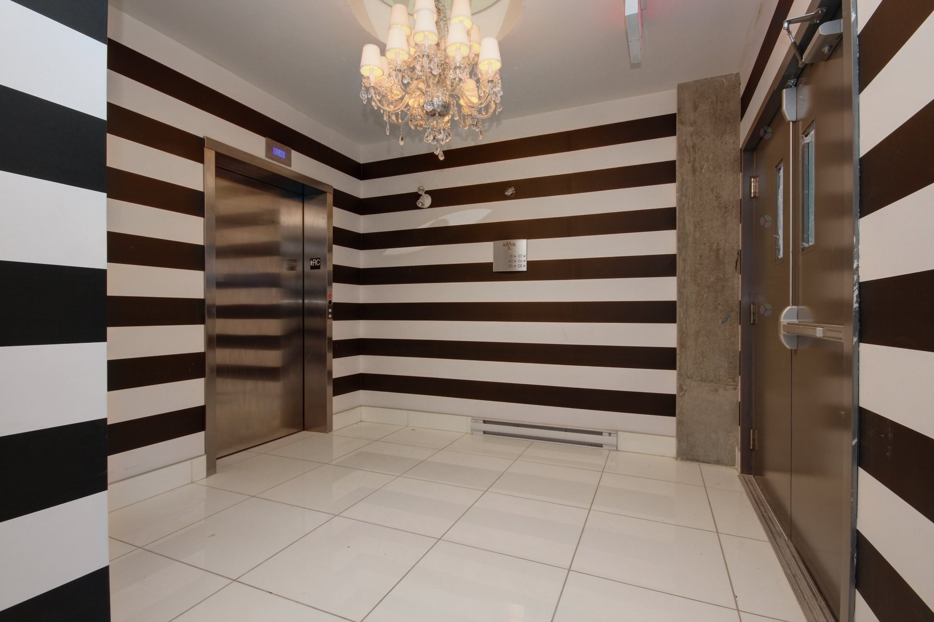 









1205


Rue St-Dominique

, 601,
Montréal (Ville-Marie),




QC
H2X2W3

