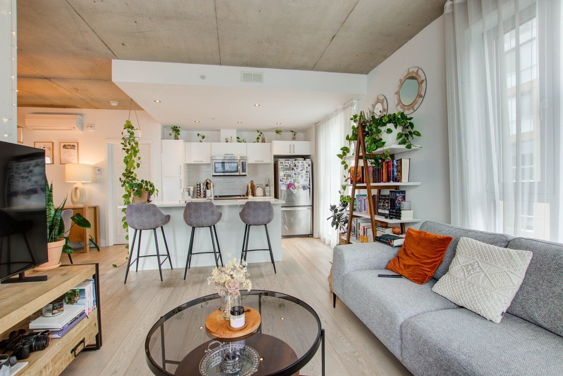 









1205


Rue St-Dominique

, 601,
Montréal (Ville-Marie),




QC
H2X2W3

