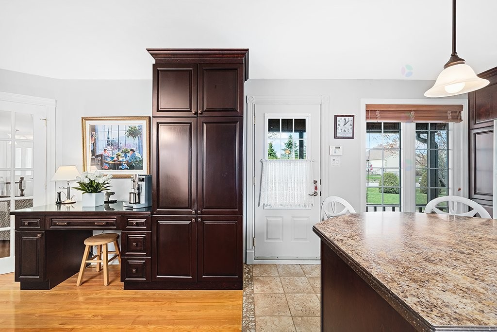 









15


Rue Jean-Marc

,
Gatineau (Gatineau),




QC
J8R2S7

