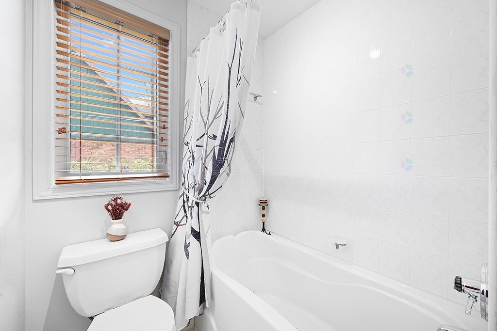 









15


Rue Jean-Marc

,
Gatineau (Gatineau),




QC
J8R2S7

