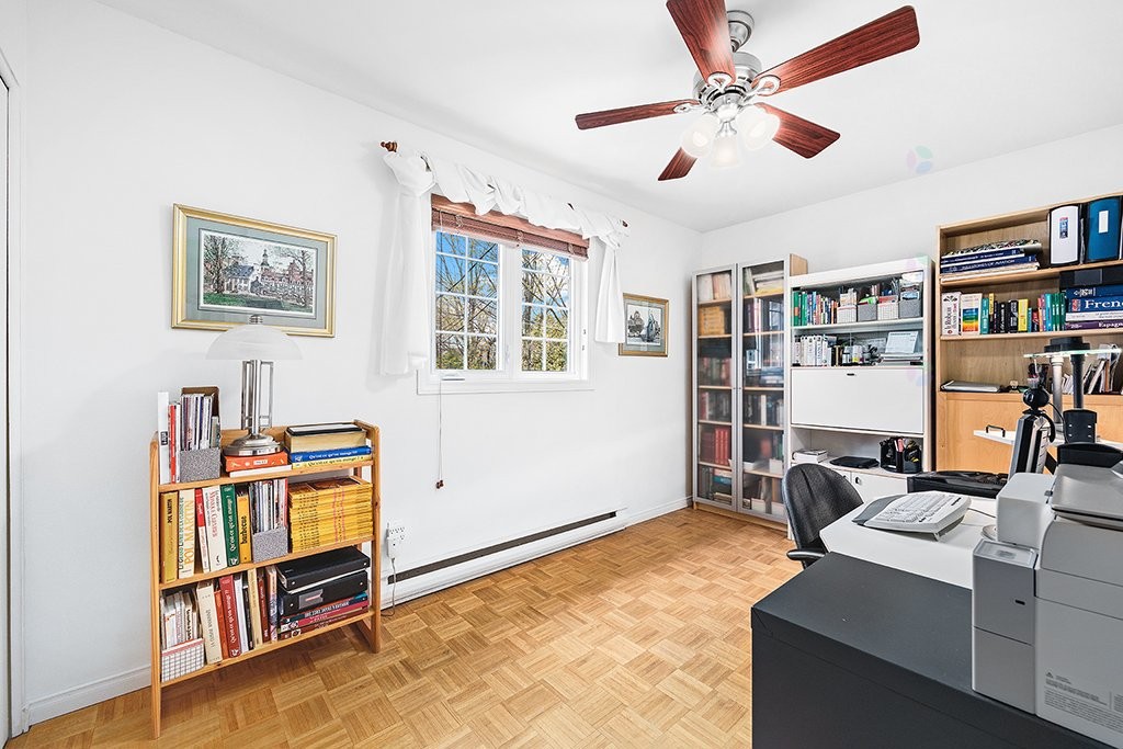 









15


Rue Jean-Marc

,
Gatineau (Gatineau),




QC
J8R2S7

