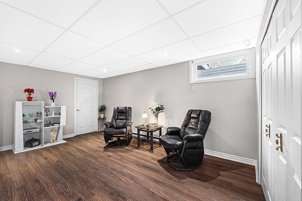 









15


Rue Jean-Marc

,
Gatineau (Gatineau),




QC
J8R2S7

