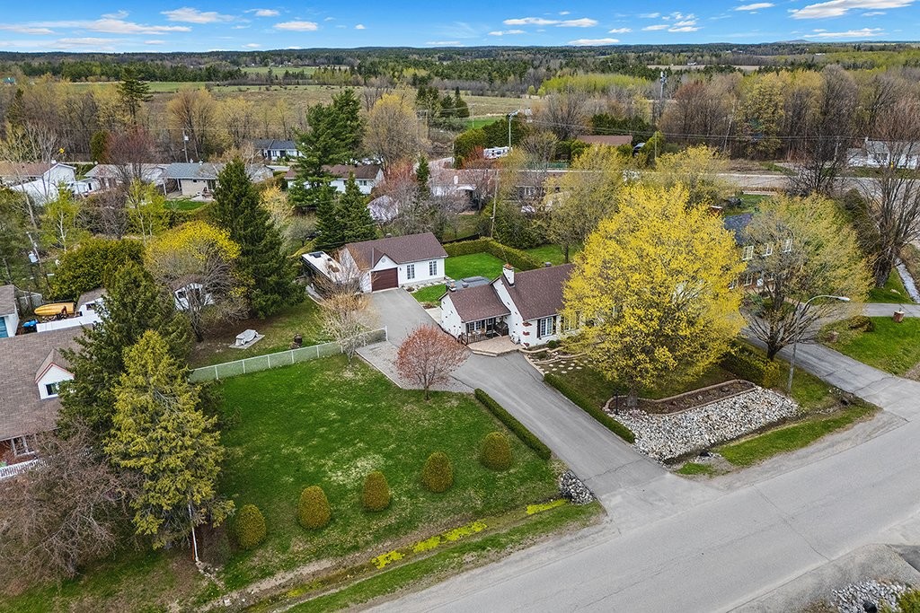 









15


Rue Jean-Marc

,
Gatineau (Gatineau),




QC
J8R2S7

