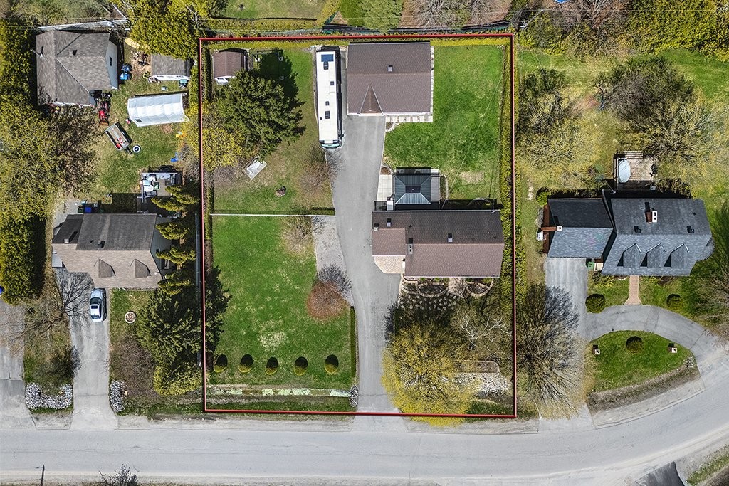 









15


Rue Jean-Marc

,
Gatineau (Gatineau),




QC
J8R2S7


