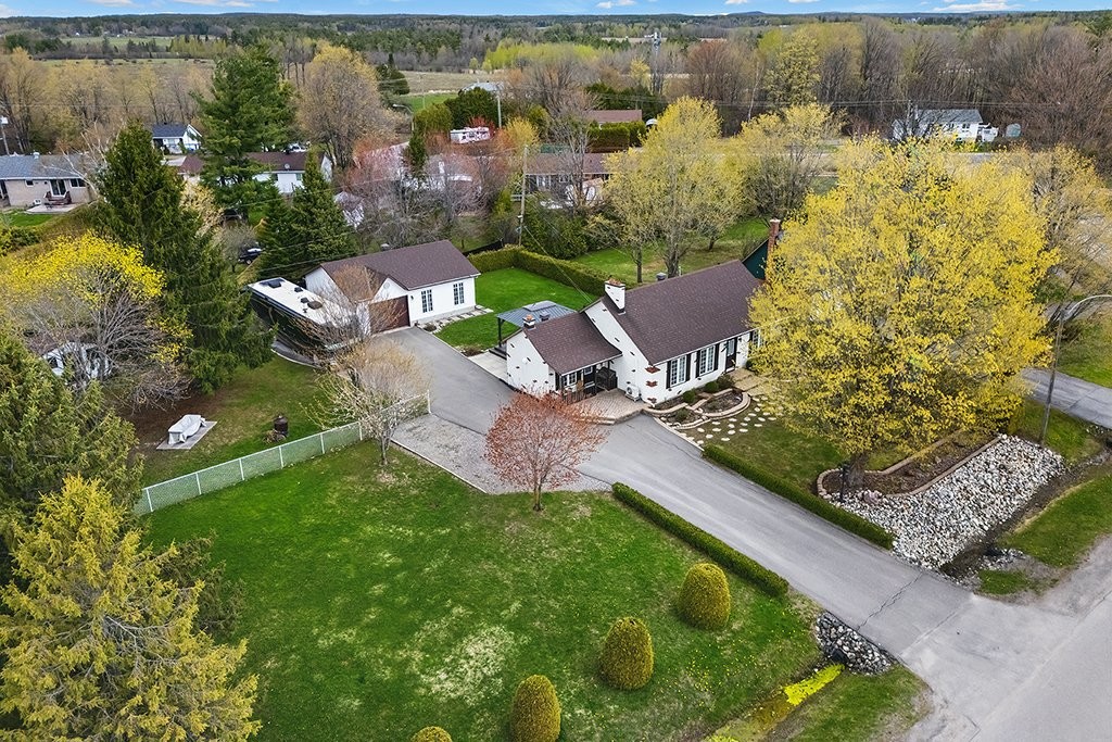 









15


Rue Jean-Marc

,
Gatineau (Gatineau),




QC
J8R2S7

